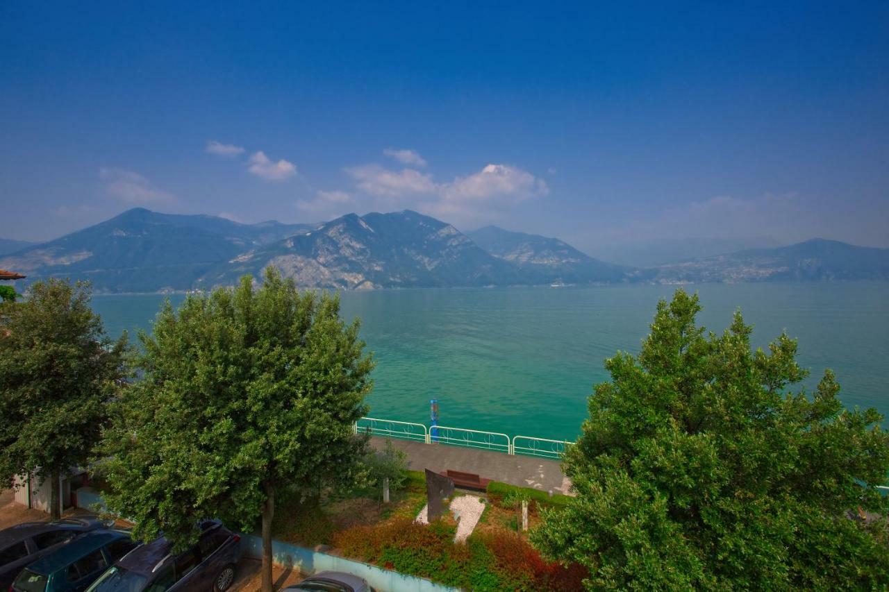 Casa Vacanze Marconi 22 มาโรเน ภายนอก รูปภาพ