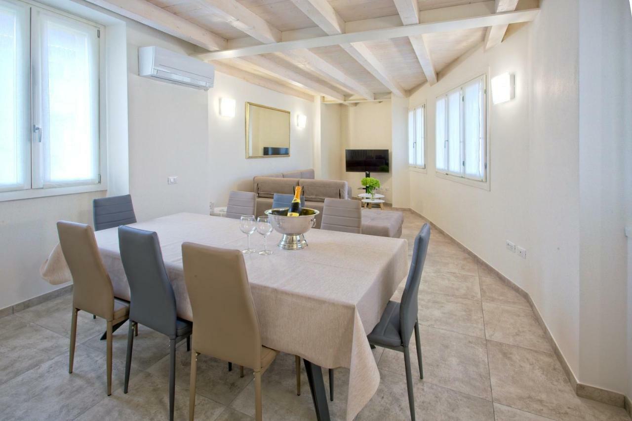 Casa Vacanze Marconi 22 มาโรเน ภายนอก รูปภาพ